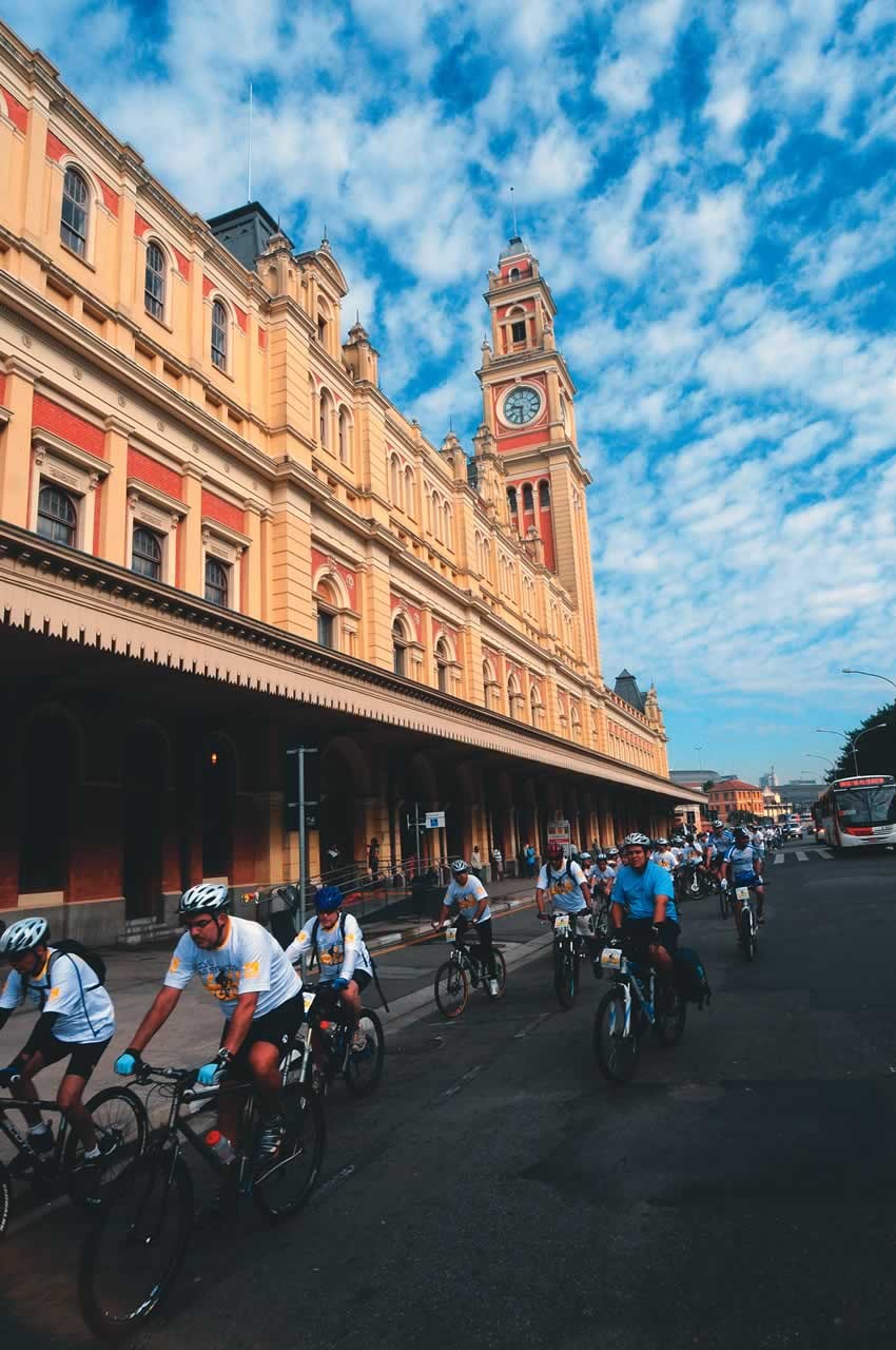 4 ciclovias e grupos para pedalar