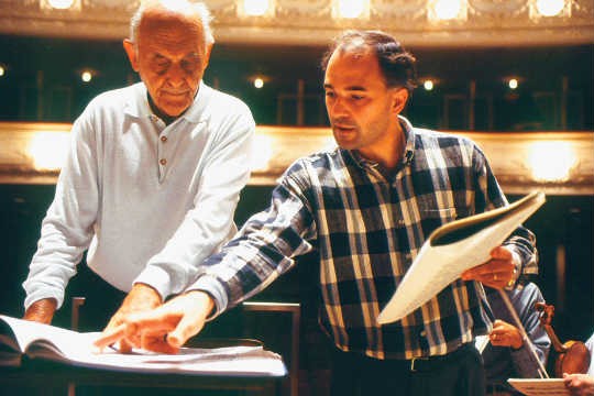 Alex Klein assume o comando da Orquestra Sinfônica Municipal