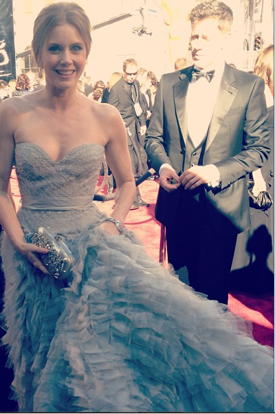 Amy Adams na cerimônia do Oscar 2013 Amy Adams na cerimônia do Oscar 2013