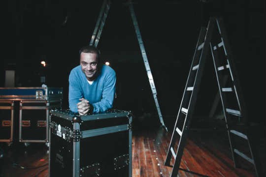 Alexandre Reinecke se firma como o principal diretor de comédia