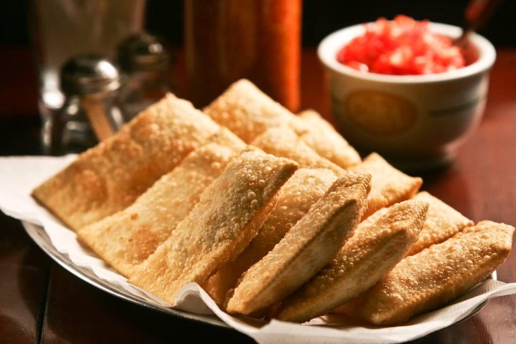 Quinze petiscos obrigatórios para pedir em São Paulo