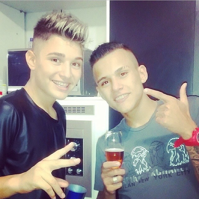 Mc Gui e irmão Gustavo Castanheira