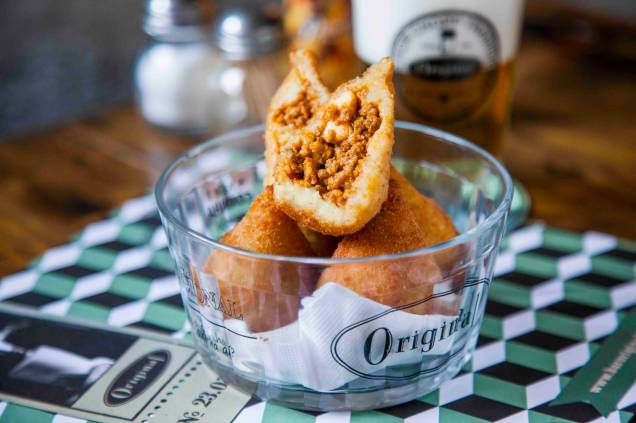 Coxinhas de buraco quente servidas no Original Coxinhas de buraco quente servidas no Original