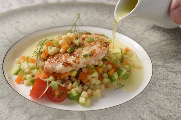 Carpaccio di Gamberi con Fregula e Brodo di Pecora Carpaccio di Gamberi con Fregula e Brodo di Pecora