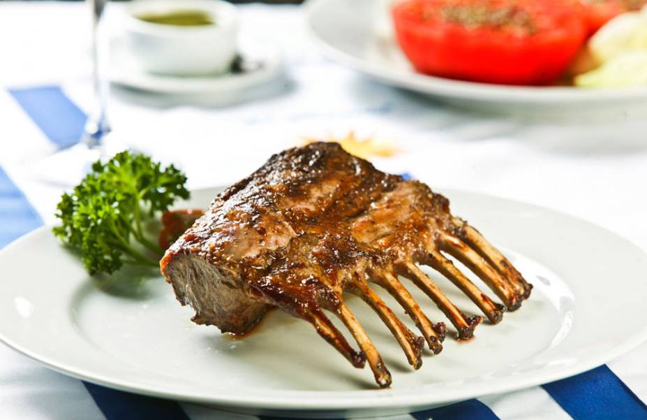Carré de cordeiro Carré de cordeiro