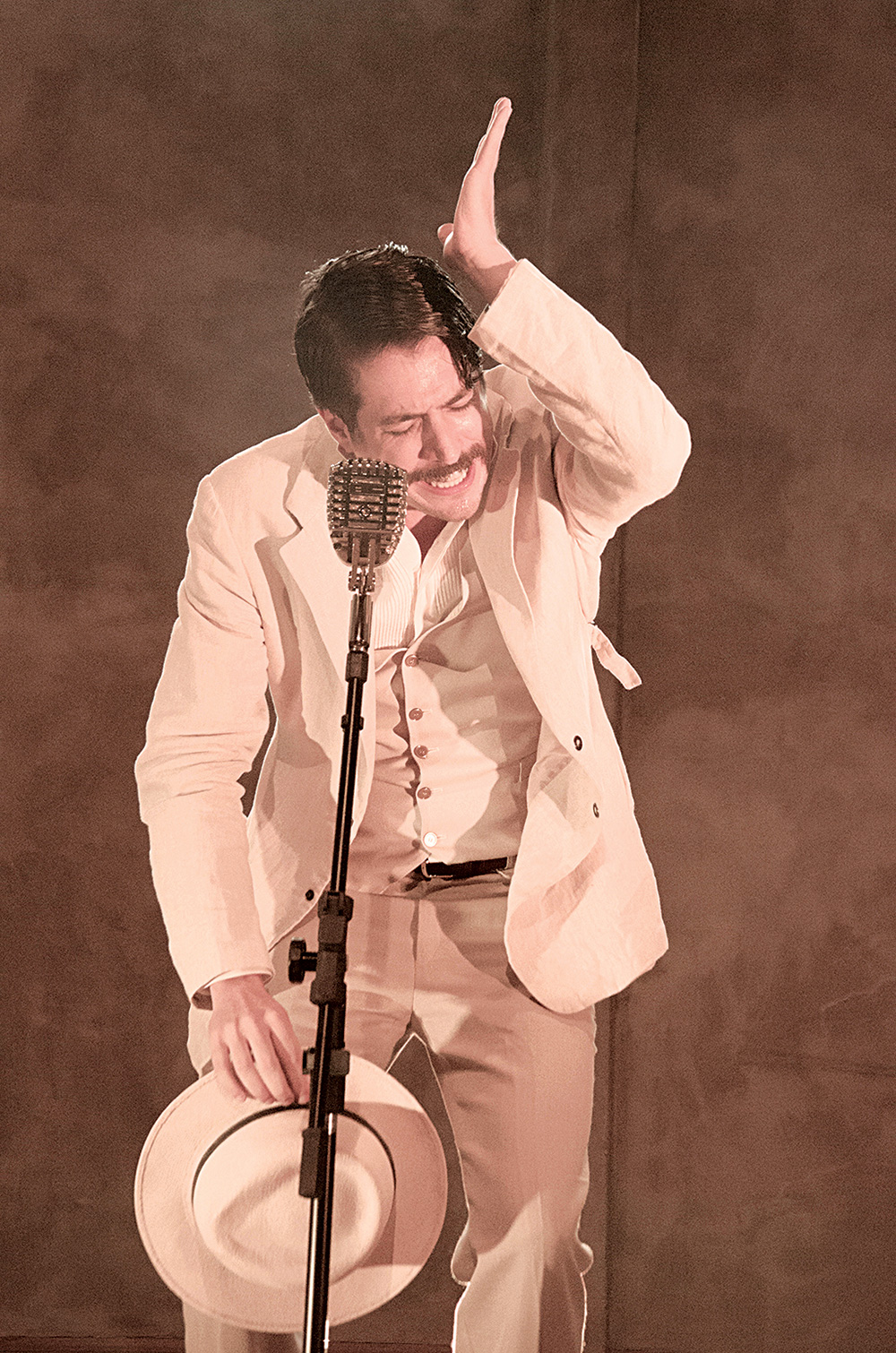 cartas_libanesas_ator_eduardo_mossri_foto_felipe_stucchi-4-jpg.jpeg