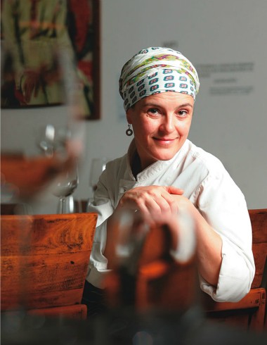 Viviane: ex-sócia de um restaurante premiado na China Viviane: ex-sócia de um restaurante premiado na China