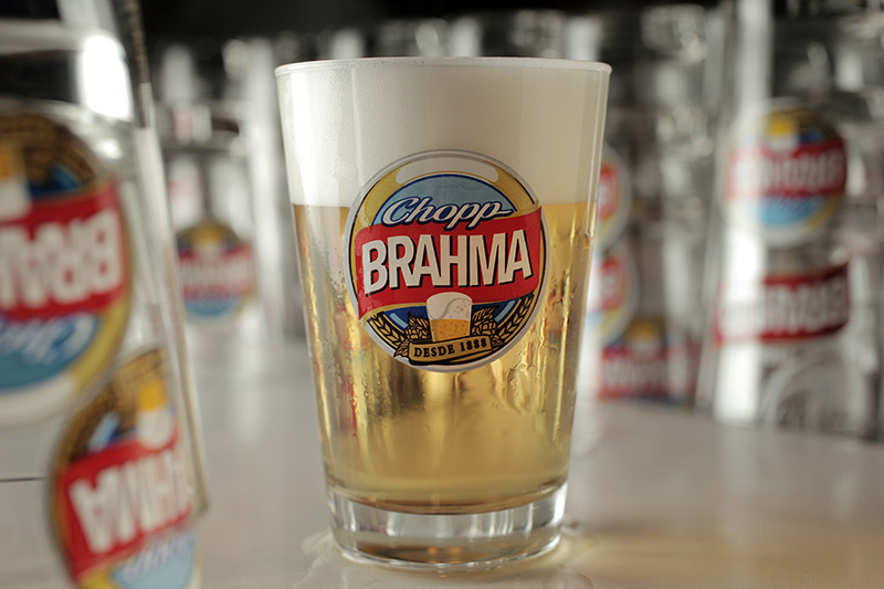 A casa serve um bom chope Brahma