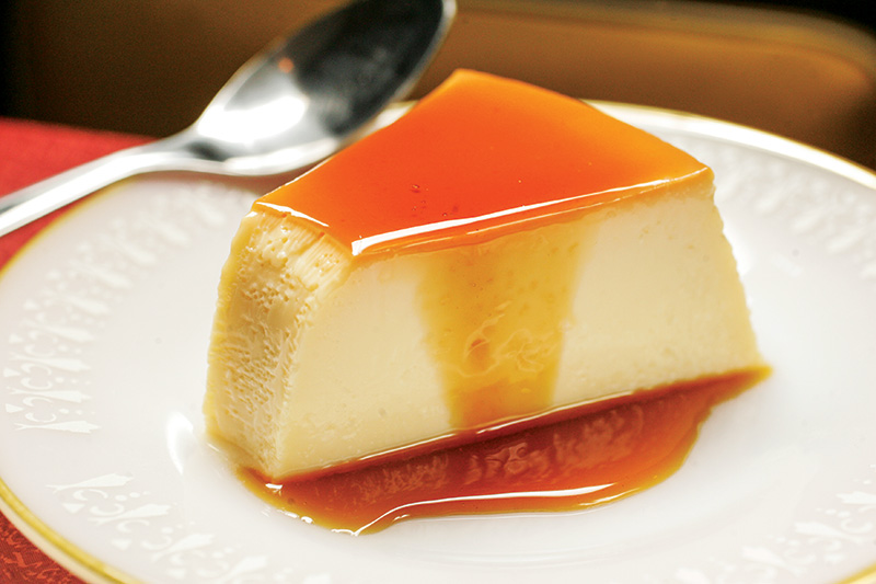 Simples e encantador: pudim de leite sem furinhos Simples e encantador: pudim de leite sem furinhos