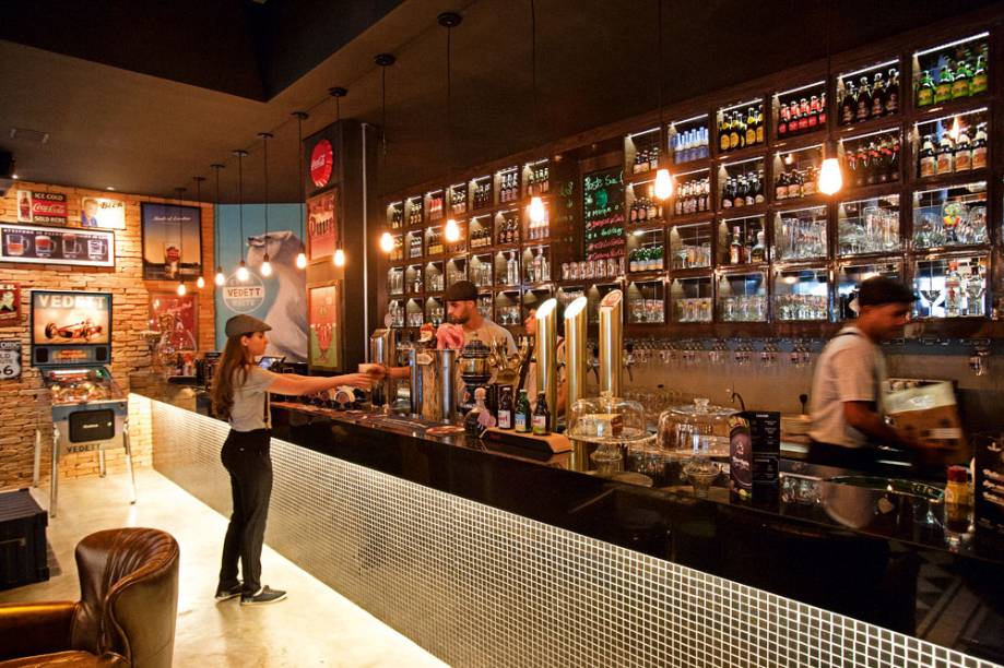 O salão retrô: o espaço ficou maior, assim como a oferta de chope O salão retrô: o espaço ficou maior, assim como a oferta de chope