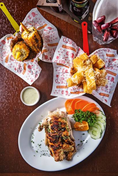 O galeto com polenta e milho O galeto com polenta e milho