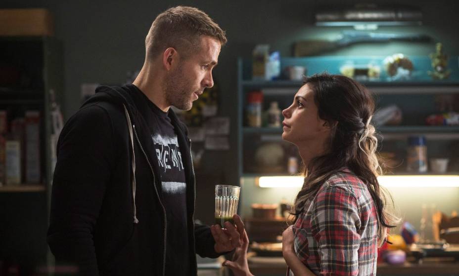 Deadpool: Ryan Reynolds e Morena Baccarin