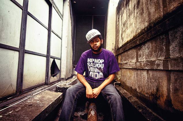 nbsp;Emicida: rap vai embalar a noite de show em prol das vítimas de Mariana nbsp;Emicida: rap vai embalar a noite de show em prol das vítimas de Mariana