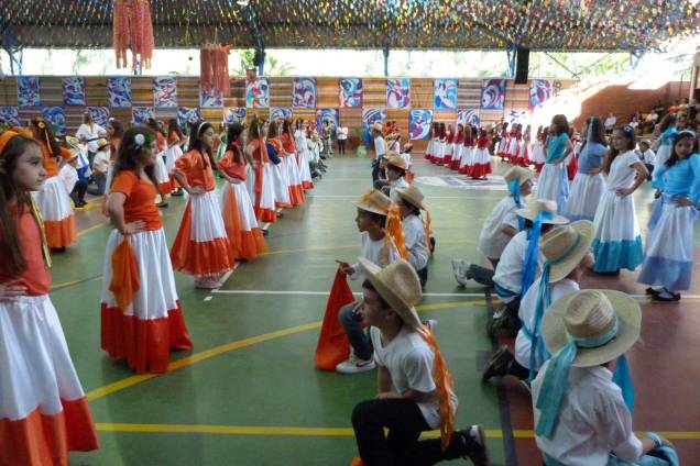 Festa Junina no Colégio Santa Maria recebe até nove mil pessoas Festa Junina no Colégio Santa Maria recebe até nove mil pessoas