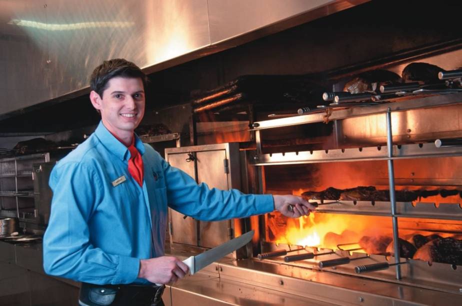 O passador de carnes Rogério Spohr O passador de carnes Rogério Spohr