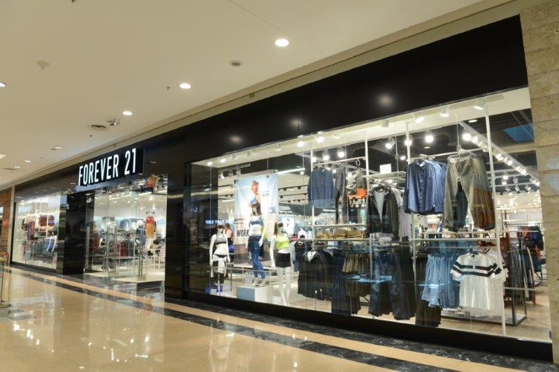 forever-21-shopping-analia-franco-2.jpeg