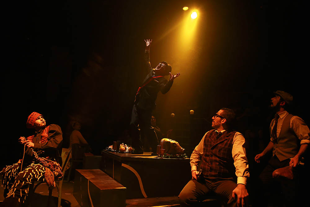 Um, Dez, Cem Mil Inimigos do Povo