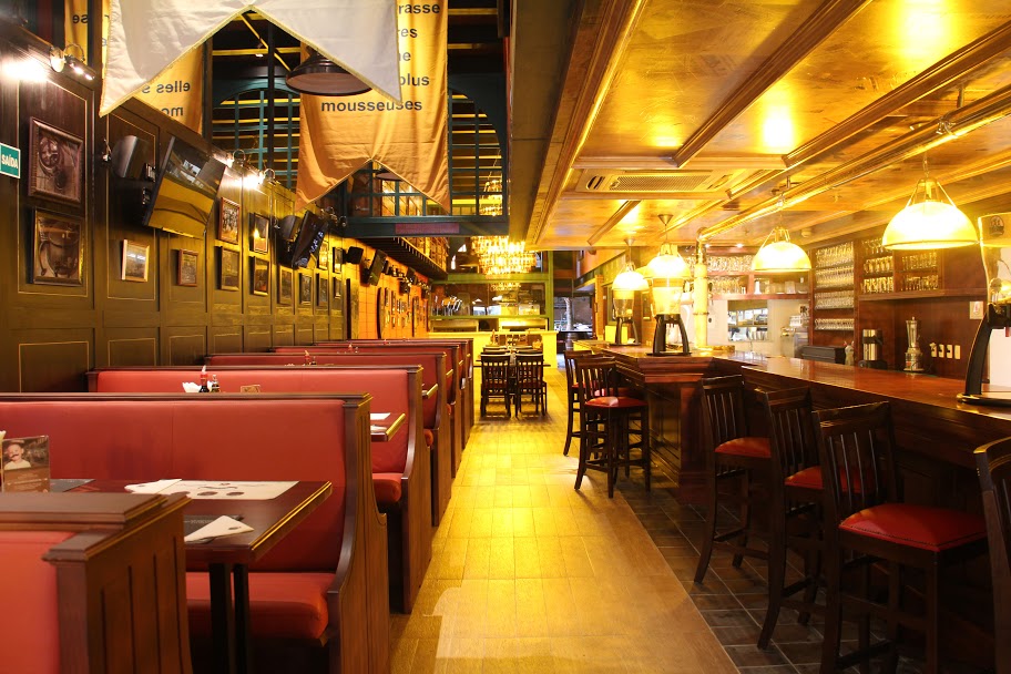 Brinde da casa: rede francesa engorda o circuito de bares na capital que fabricam sua própria cerveja Brinde da casa: rede francesa engorda o circuito de bares na capital que fabricam sua própria cerveja