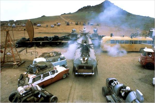 Mad Max: A Caçada Continua: longa dirigido por George Miller Mad Max: A Caçada Continua: longa dirigido por George Miller