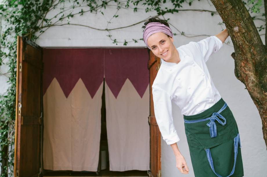 Cada vez mais a assinatura da chef Helena Rizzo toma conta do menu, após o fim da parceria com o ex-companheiro Daniel Redondo Cada vez mais a assinatura da chef Helena Rizzo toma conta do menu, após o fim da parceria com o ex-companheiro Daniel Redondo