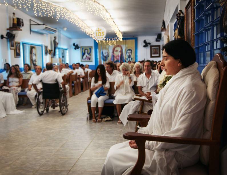 Espaço Além - Marina Abramovic e o Brasil