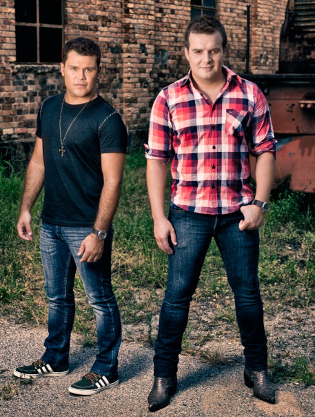 Marcos e Belutti: nova casa de sertanejo da cidade Marcos e Belutti: nova casa de sertanejo da cidade