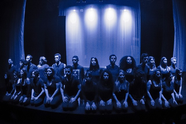 Noturno: encenado pelo elenco da Oficina dos Menestréis Noturno: encenado pelo elenco da Oficina dos Menestréis