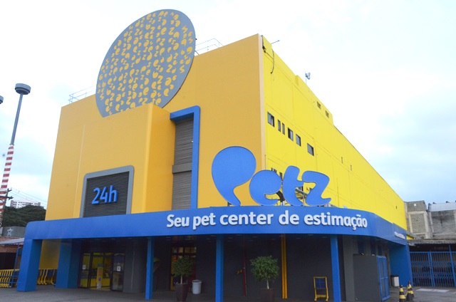 A loja na Marginal Tietê A loja na Marginal Tietê