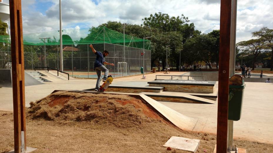 Pista de Skate: para quem está começando ou profissionais é um belo divertimento Pista de Skate: para quem está começando ou profissionais é um belo divertimento