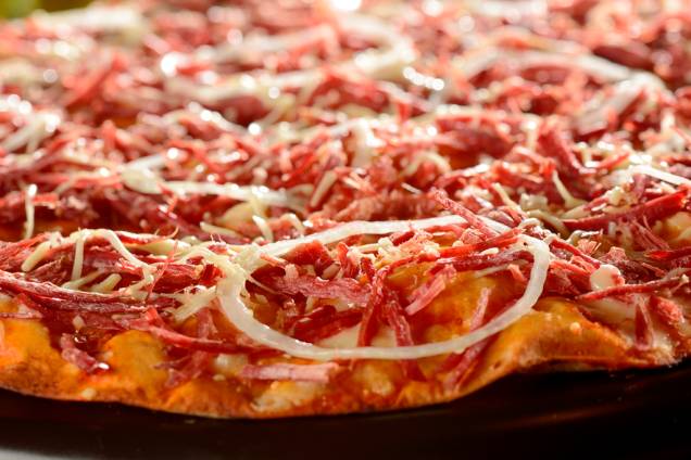 Pizza de carne-seca com queijo de coalho Pizza de carne-seca com queijo de coalho