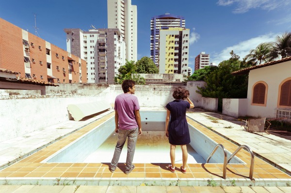 O Som ao Redor: prêmio da crítica internacional em Roterdã O Som ao Redor: prêmio da crítica internacional em Roterdã