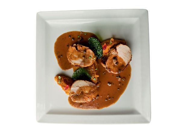 Galeto ao molho de pimenta-verde com purê de abóbora: R$ 49,00 Galeto ao molho de pimenta-verde com purê de abóbora: R$ 49,00