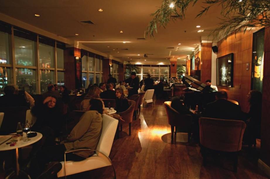 Ambiente do The View: na cobertura do flat Transamérica Internacional Plaza, próximo à Avenida Paulista Ambiente do The View: na cobertura do flat Transamérica Internacional Plaza, próximo à Avenida Paulista