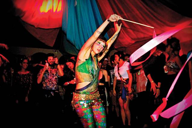 A Venga Venga: performance de bailarinas A Venga Venga: performance de bailarinas