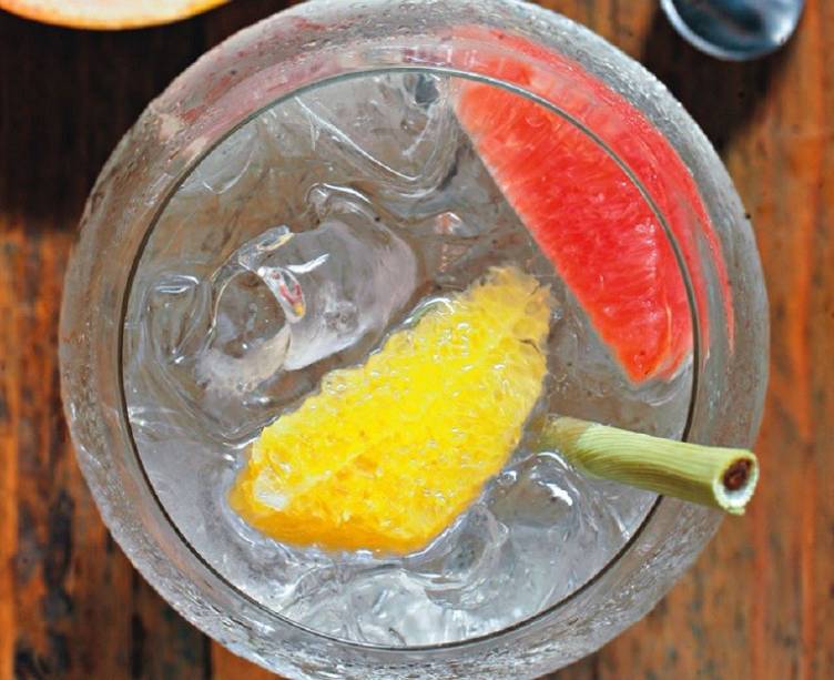 As tapas: polvo à galega, espeto de aspargos e huevo loco As tapas: polvo à galega, espeto de aspargos e huevo loco