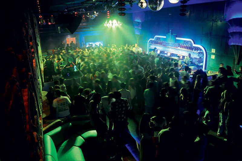 yacht-balada.jpeg