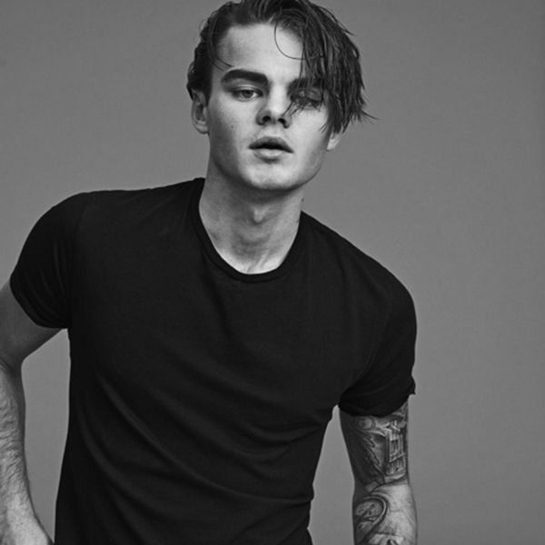 Modelo sueco de 21 anos é igualzinho ao Leonardo DiCaprio dos anos 1990 