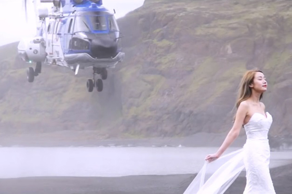 Helicóptero quase atinge noiva durante ensaio fotográfico e vídeo registra susto