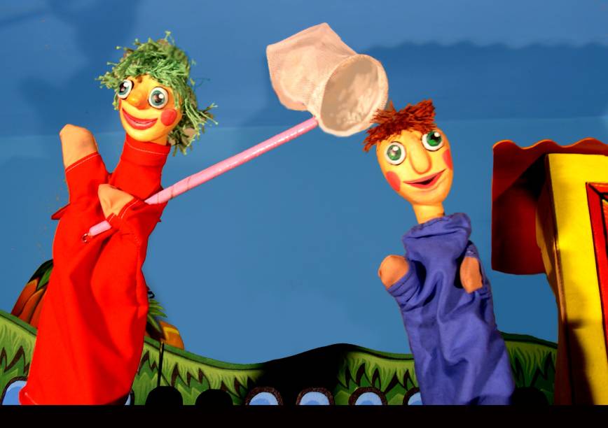 "Araújo e Ofélia": peça apresentada pela companhia portuguesa Beto Hinça Teatro de Marionetes "Araújo e Ofélia": peça apresentada pela companhia portuguesa Beto Hinça Teatro de Marionetes