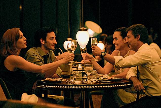 2 Mais 2: Carla Peterson, Juan Minujín, Julieta Díaz e Adrián Suar: moderninhos, pero no mucho 2 Mais 2: Carla Peterson, Juan Minujín, Julieta Díaz e Adrián Suar: moderninhos, pero no mucho