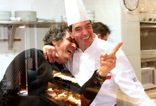 Por Que Você Partiu?: relato e trajetória de cinco chefs de gastronomia francesa que residem no Brasil Por Que Você Partiu?: relato e trajetória de cinco chefs de gastronomia francesa que residem no Brasil