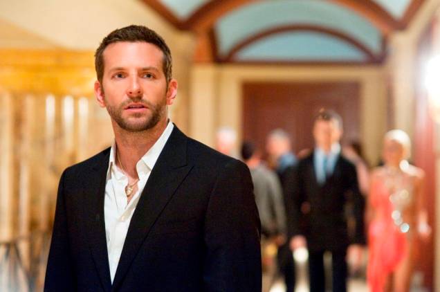 Bradley Cooper em O Lado Bom da Vida: papel de um homem com transtorno bipolar Bradley Cooper em O Lado Bom da Vida: papel de um homem com transtorno bipolar