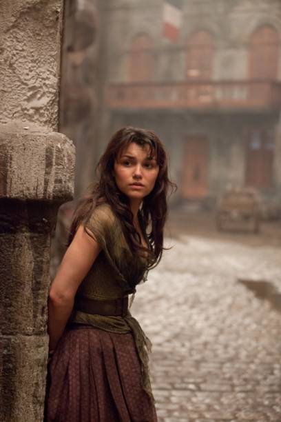 Os Miseráveis: Samantha Barks interpreta Éponine