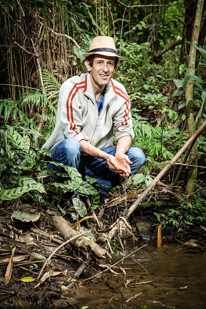 Corretor mapeia rios e córregos desconhecidos na cidade
