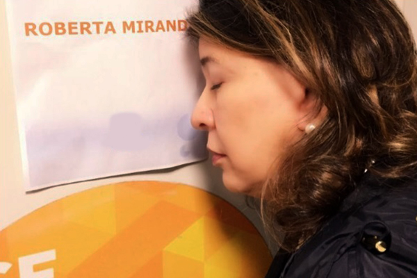 Roberta Miranda zera a internet ao participar do “Encontro” usando camiseta com meme criado por ela