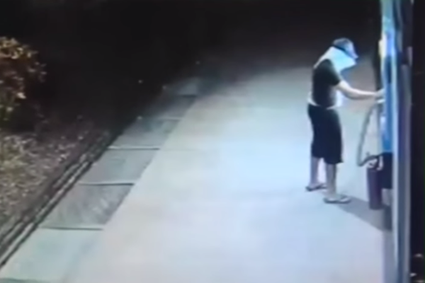 Ginasta mais velha do mundo surpreende nova geração com acrobacias incríveis; assista