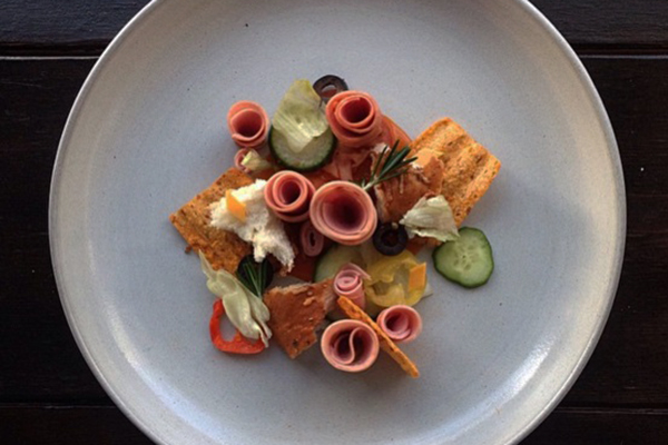 Página conhecida por brincar com pratos “gourmet” é ideia de uma chef