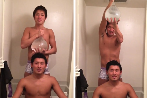 Brincadeira com bexiga cheia de água dá MUITO errado e viraliza na web