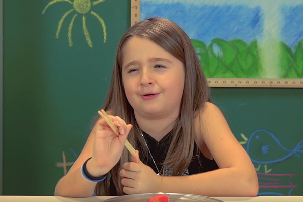 Estas crianças provaram sushi pela primeira vez e não gostaram nada da experiência