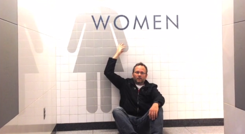 Depois de ficar preso em aeroporto, canadense faz videoclipe com música de Celine Dion; assista